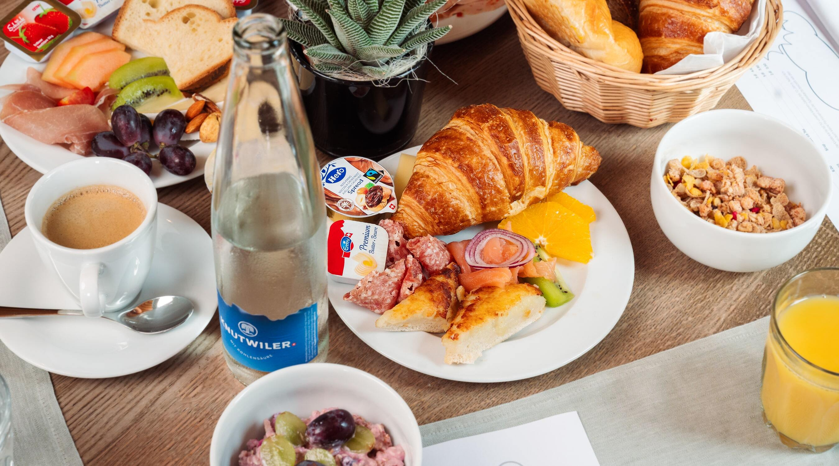 CHA 250605 Sonntagsbrunch 02 min